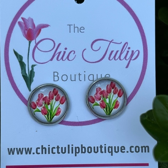Red Tulip Earrings Inspired earrings Stud Cute Red Bouquet Flower Earring round - Picture 2 of 12